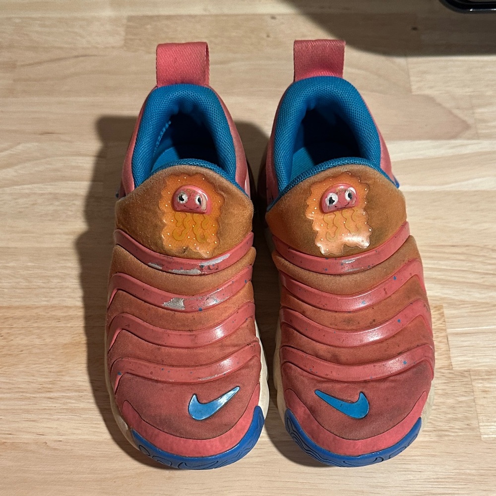 Nike Kids Coral and Blue Whale Slip-On Sneakers